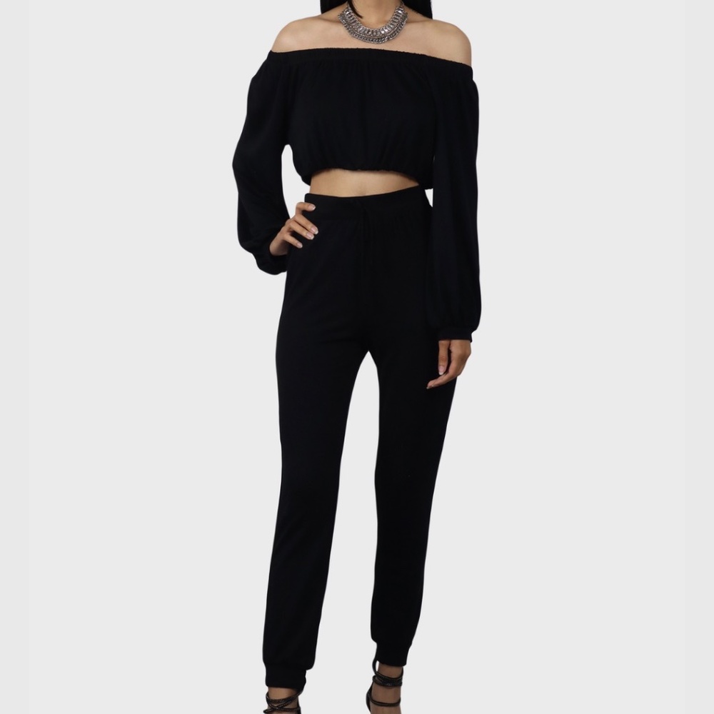 Two Piece Set Black